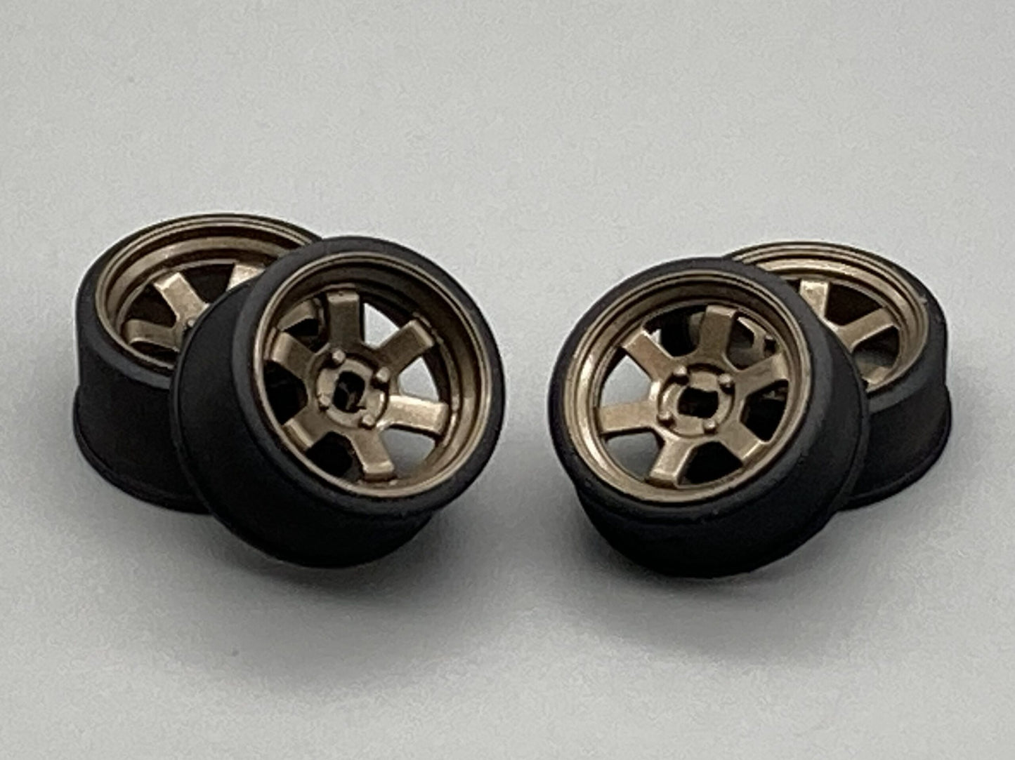 DDL-WR003W DDLABO 6Spoke wheel white – Small Diameter Rim (Narrow / Wide set) ศูนย์ไทย